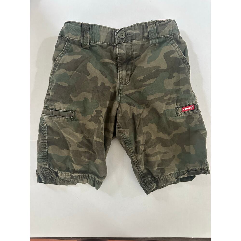 Camo boys Levi shorts 7 reg
